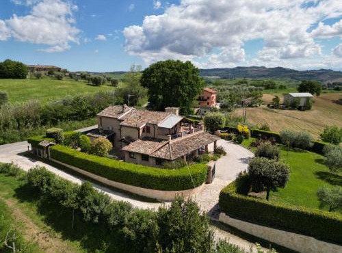 Cinguettio -relax con Jacuzzi- in Fermo