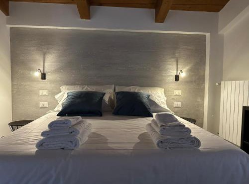 Colle Rooms HELIANTHUS