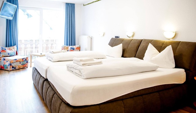 Comfortable and versatile room -perfect for relaxation, work and exchange in Winterberg