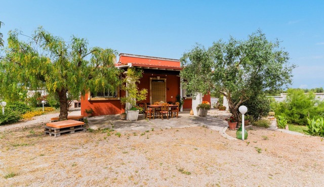 Countryside Villa 'Maison D'Artemisia' with Private Garden and Air Conditioning