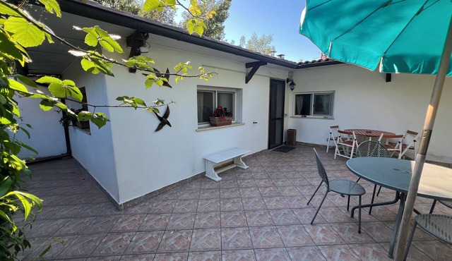 Dependance near Rome - 10 min from the sea - Garden and easy parking