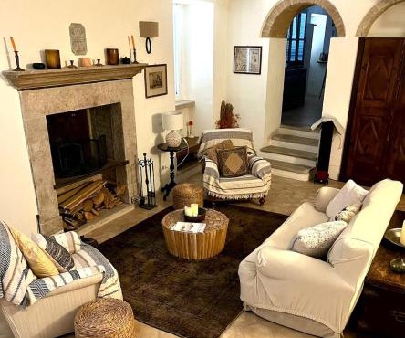 Dimora Intra Alborgodiffuso, Casa design nel borgo medioevale di Serracapriola