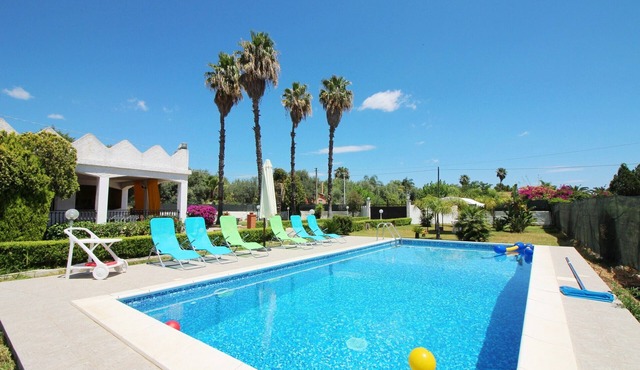 Dimora Tipica with garden and private pool