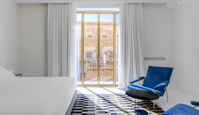 Dome Hotel