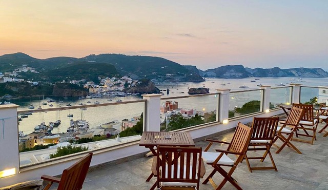Domus Ɫ Ponza SeaView