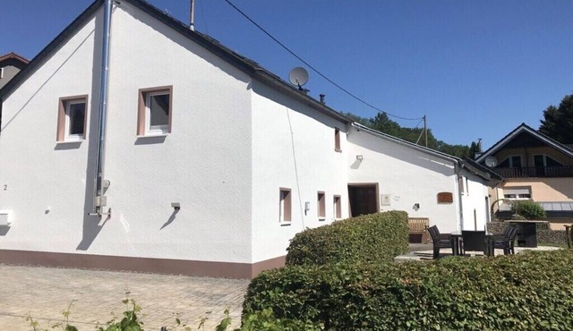 Eifel farmhouse Comfortable holiday residence in Plütscheid