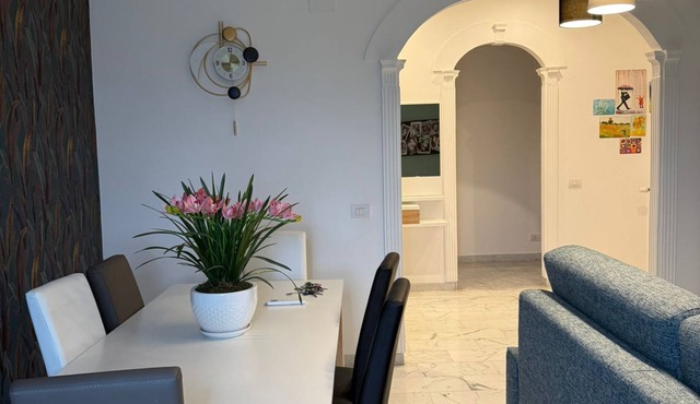 Elegant 2BR 2BA Apartment in green Balduina, peaceful stay near Rome center