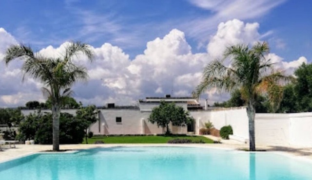 Elegant double room in ancient Masseria near the sea in a quiet olive trees.