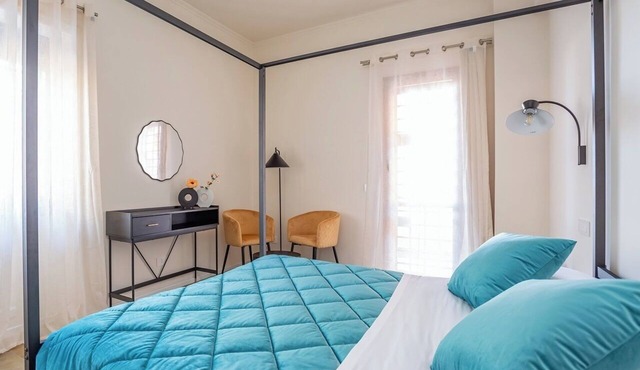 Elegant two-room apartment with kitchen in Rome's upscale Trieste neighborhood