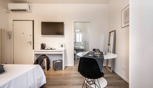Emilia Suite Essence in Modena