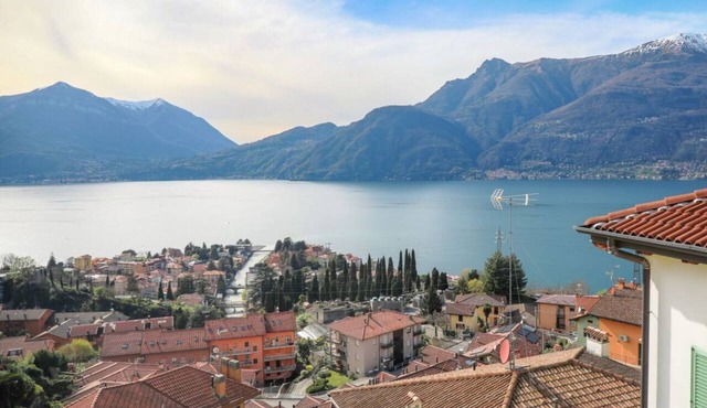 Enjoy a splendid view of Lake Como from this elegant apartment behind the enchanting village of Bellano.General Terms and Conditions - Vacation Rental:Welcome to our vacation rental. To ensure a pleasant and hassle-free stay, please review the following in Bellano