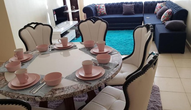 Erdemann Palace , The perfect serene 3 Brm Apartment, 20 Minutes to JKIA and SGR in Athi River