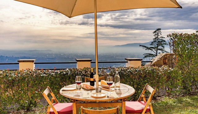 Executive apartment in Borgo di Matraia in Matraia