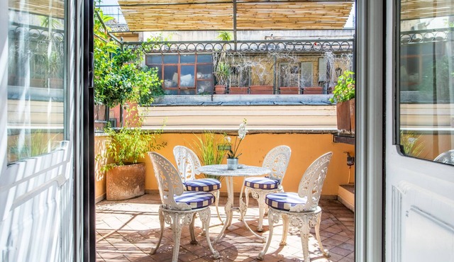 Frattina Apartments
