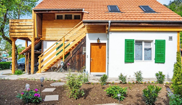 Gemütliche Wohnung mit Terasse und Feuerstelle in Lengnau