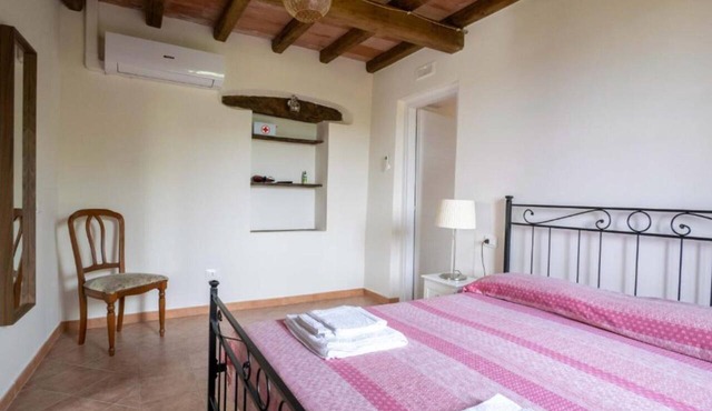 Giardino Siniscalchi – Apartment 1 with Wi-Fi and Air Conditioning