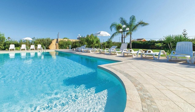 Gorgeous apartment in Marsala -TP- with outdoor swimming pool