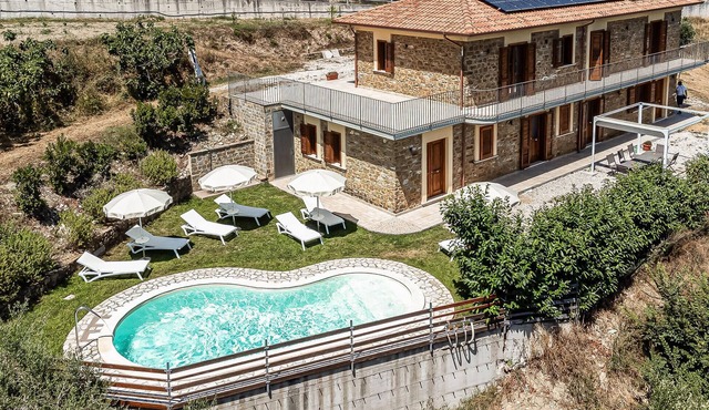 Gorgeous home in Rutino