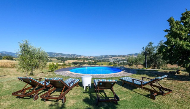 Gorgeous home in Terre Roveresche