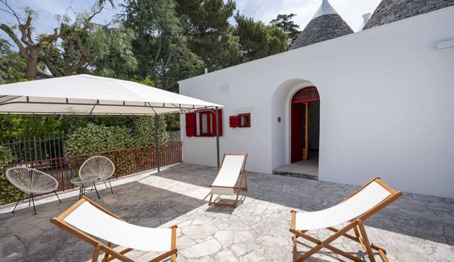 GuestHost - Trulli Itria: Corbezzolo Room