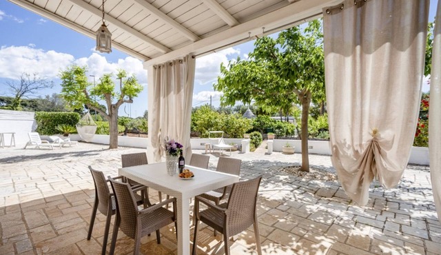 GuestHost - Villa Beatrice: Countryside Charm in Ostuni