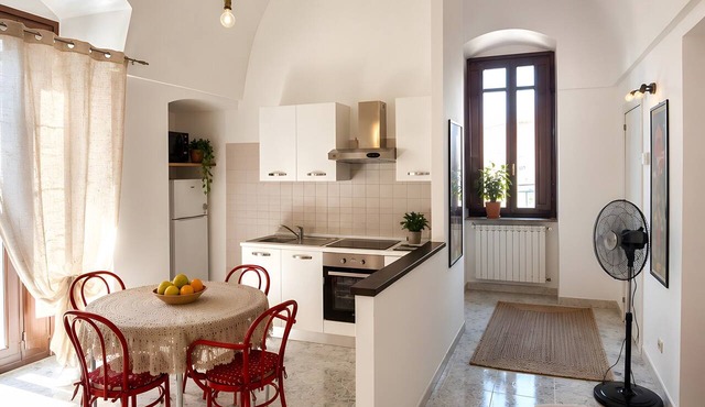 Historic Apartment in the Heart of Mottola – Charm and Modern Comforts