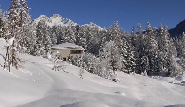 Holiday apartment St. Moritz for 4 - 10 persons with 4 bedrooms - Holiday apartment in St. Moritz