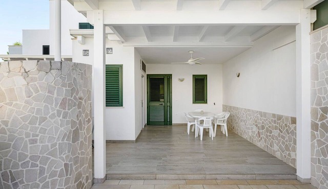 Holiday Home 'Giulia House' with Private Terrace, Wi-Fi and Air Conditioning