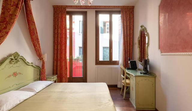 Hotel al Sotoportego