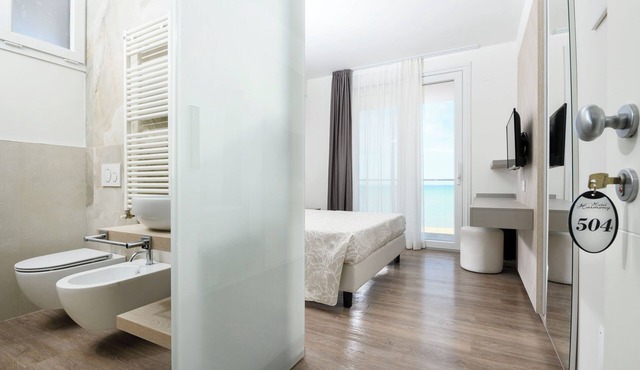 Hotel Harmony