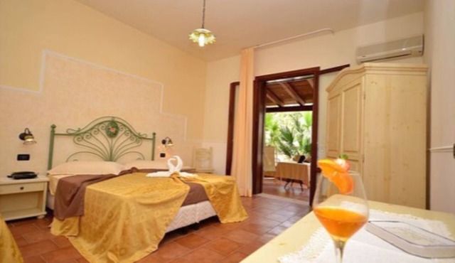 Hotel Oasi