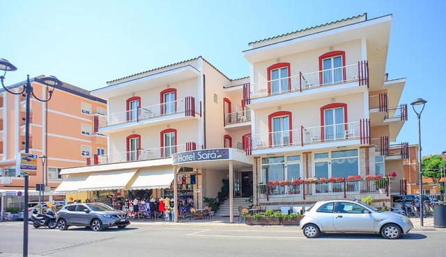 Hotel Sara