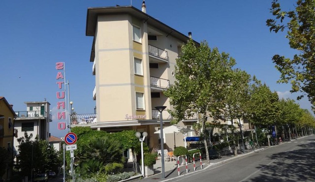 Hotel Saturno