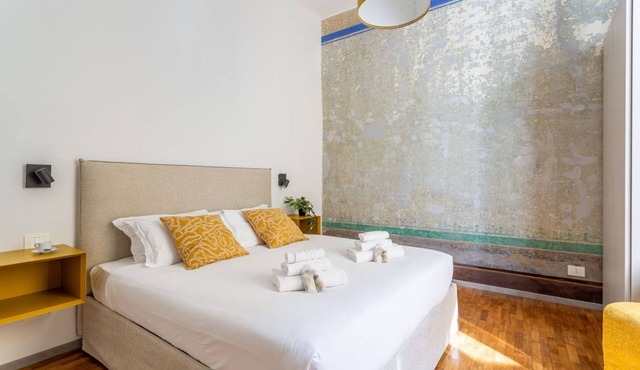 iFlat | Charming Historic Palace Fons Trevi B15