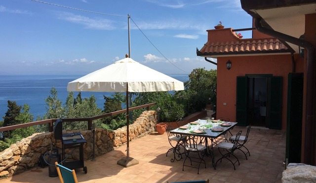 "BLUE HOUSE" beautiful semi-detached villa with breathtaking views