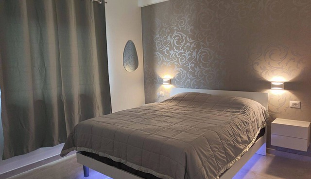 Maxine Mare Blu - Sleeps 4 - 3 Mins To Beach