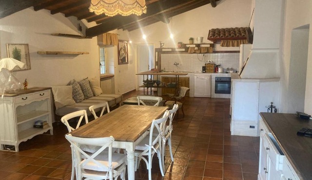 La Corte de I Casali del Troscio