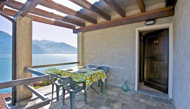 La Terrazza 2 A by Lago Reisen
