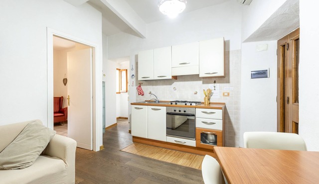 Love nest full center - 2min from the sea. Everything at your fingertips