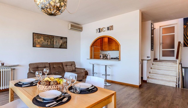 Lovely apartment for 4 people with WIFI, A/C, TV and terrace