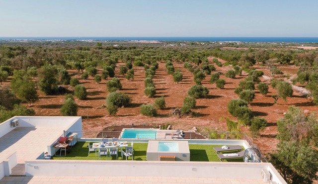 Luxury 5BR Puglia Villa - Pool & Sea Views - Direct Flight - Privacy - Long Term