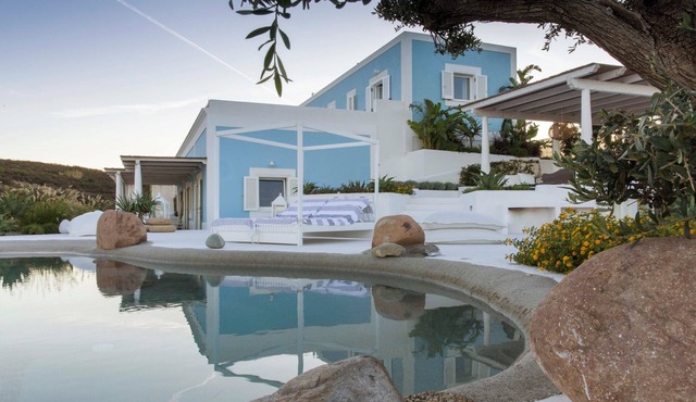 Luxury Villa in Ponza | Infinity Pool & Harbour View