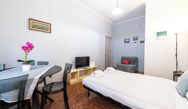 Magiù Apartment - One Bedroom Apartment, Sleeps 2