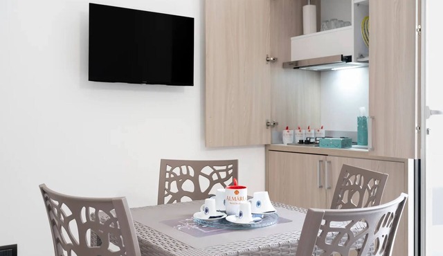 Monolocale Vela – Nuovo con Wi-Fi, Clima e Giardino a Torre Lapillo
