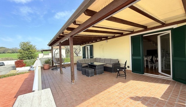 N309 - Numana, loft apartment with terrace