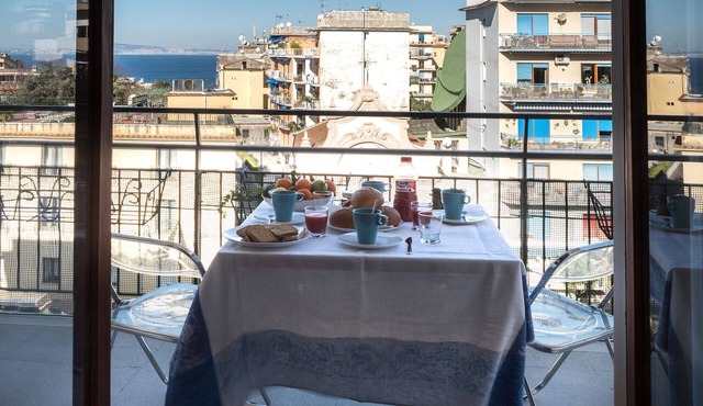 Nice and sunny apartment located on the main street of Sorrent