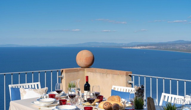 Nice apartment for 10 people with A/C, WIFI, TV and panoramic view