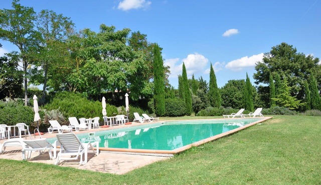 Nice apartment for 4 guests with pool, WIFI, TV, pets allowed and panoramic view