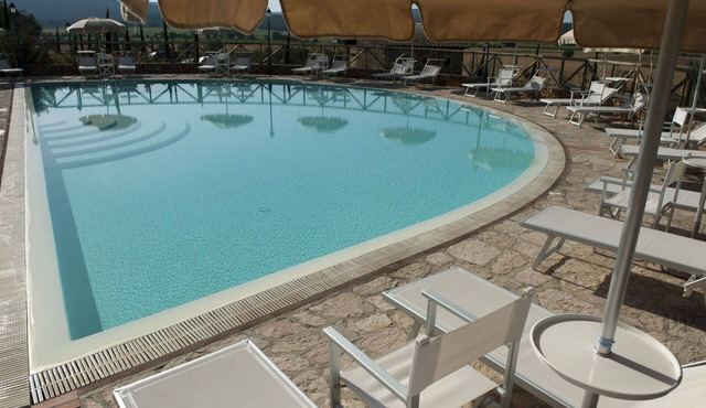 Nice apartment for 4 people with pool, TV and panoramic view