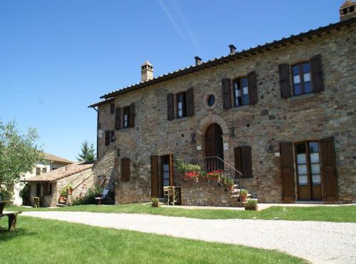 Nice apartment with pool and beautiful garden